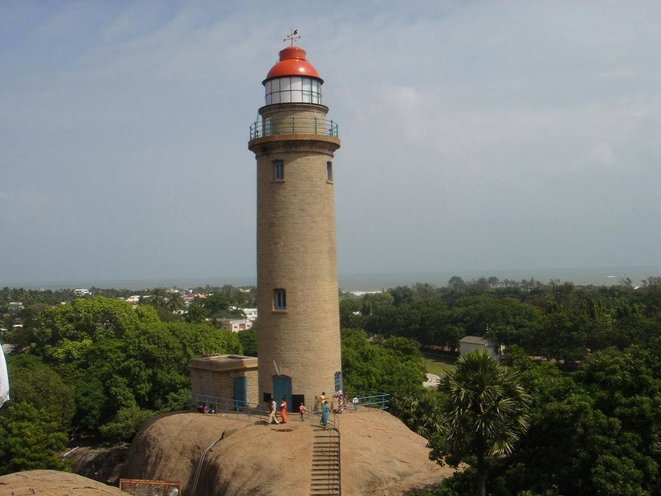 Travel Guide To Visit Mahabalipuram - Ghoomophiro